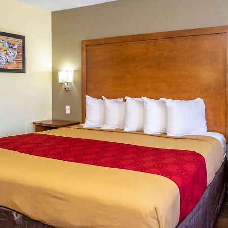 Econo Lodge Weldon - Roanoke Rapids Exterior photo