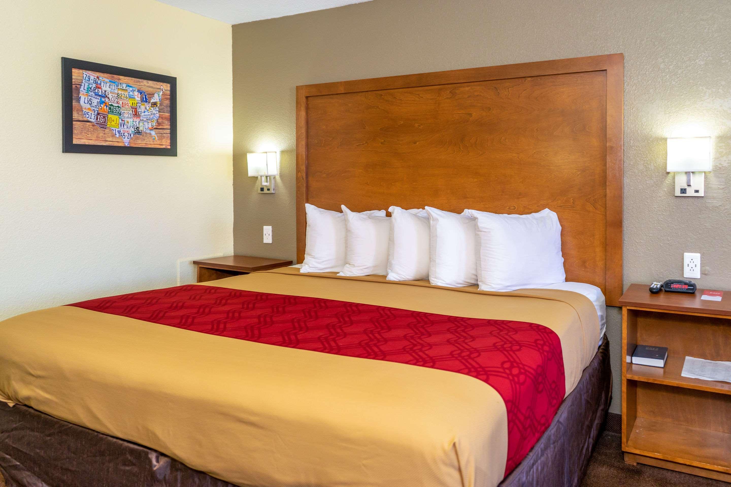 Econo Lodge Weldon - Roanoke Rapids Exterior photo